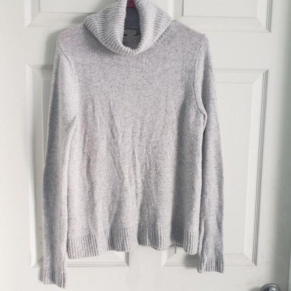 J.CREW Women's Turtieneck Sweater size M